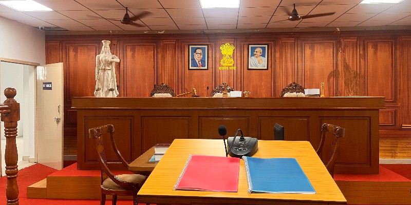 moot-court-with-podium-1