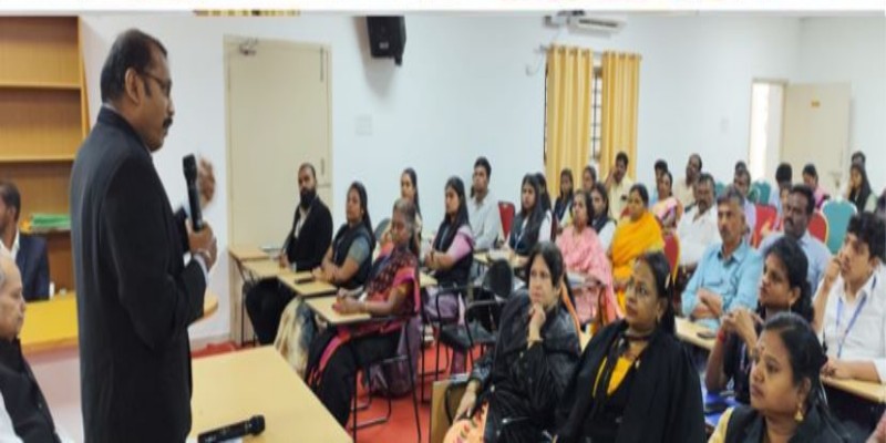 parent-teacher-association-meeting-2