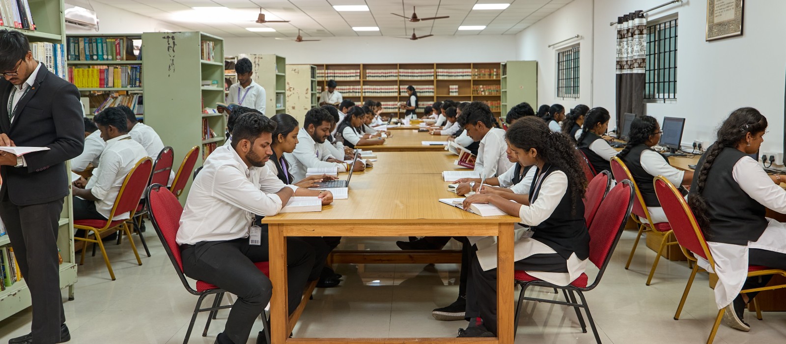 top-law-college-in-chennai